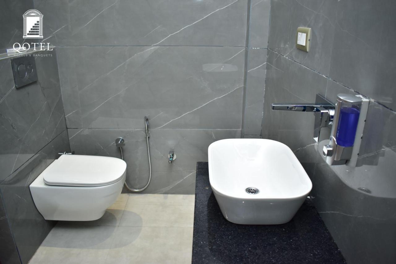 Qotel Hotel Signature Bnb-Ashok Vihar New Delhi Eksteriør billede