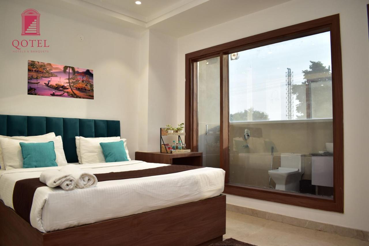 Qotel Hotel Signature Bnb-Ashok Vihar New Delhi Eksteriør billede
